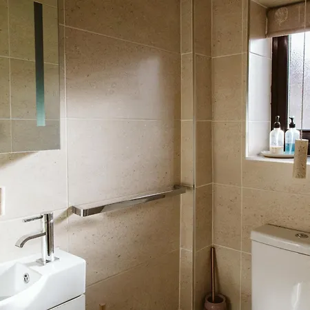 Our Snug Apartman